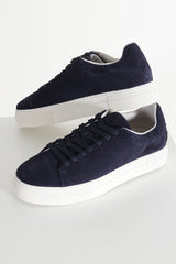 Bleu foncé